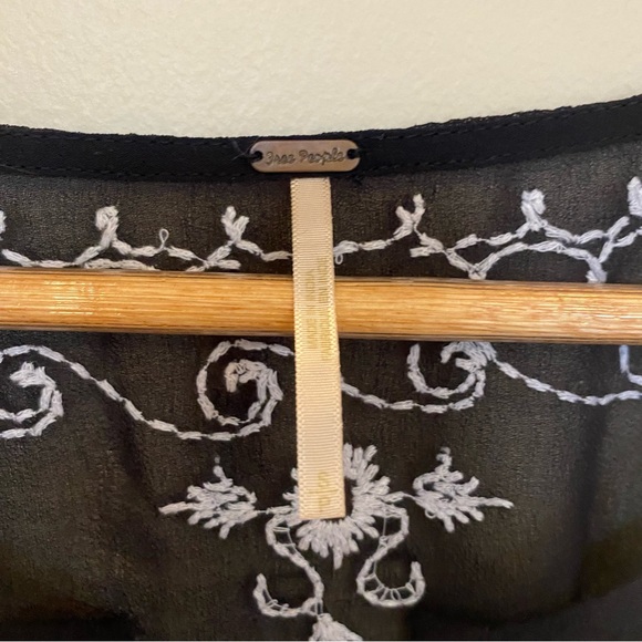 Free People boho sheer top - Picture 3 of 4